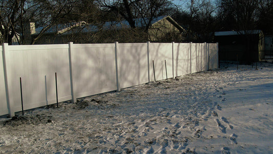 Vinyl Fencing and Winter