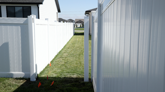 Vinyl Fencing: A Smart Investment for Long-Lasting Curb Appeal