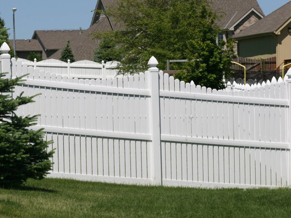 [200 Feet Of Fence] 5' Tall Underscallop 5/8" Air Space AFC-003 Vinyl Complete Fence Package