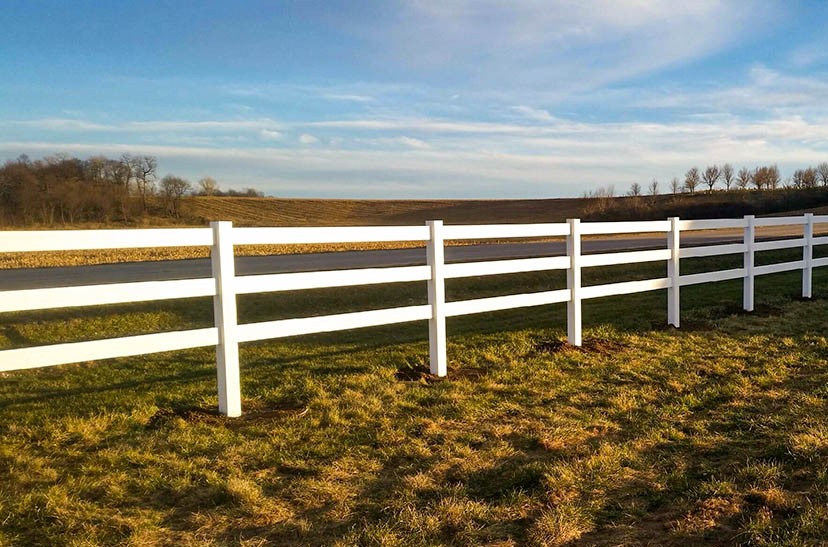 [Price Per Foot - K-19A] 5' Tall 3 Rail Split Ranch Rail For Vinyl Fences